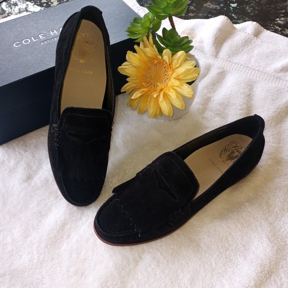 Cole Haan black suede Pinch Grand Penny Kiltie loafer ** - Picture 2 of 11